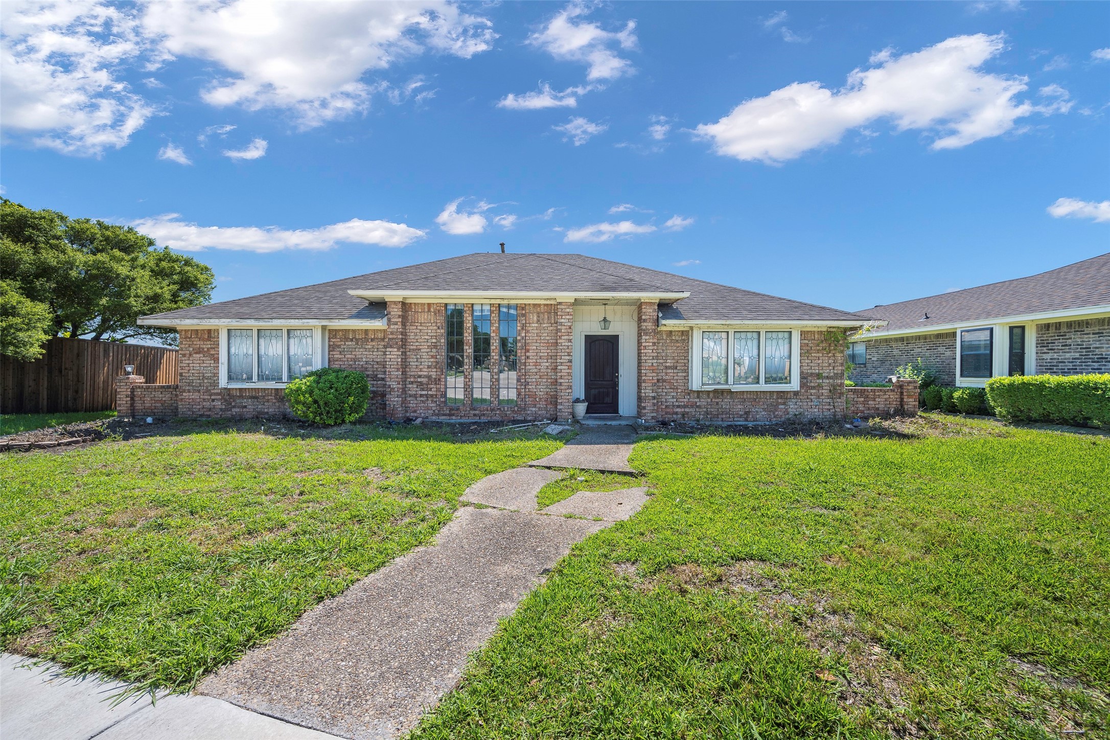 2402 Country Club Parkway Garland TX 75041