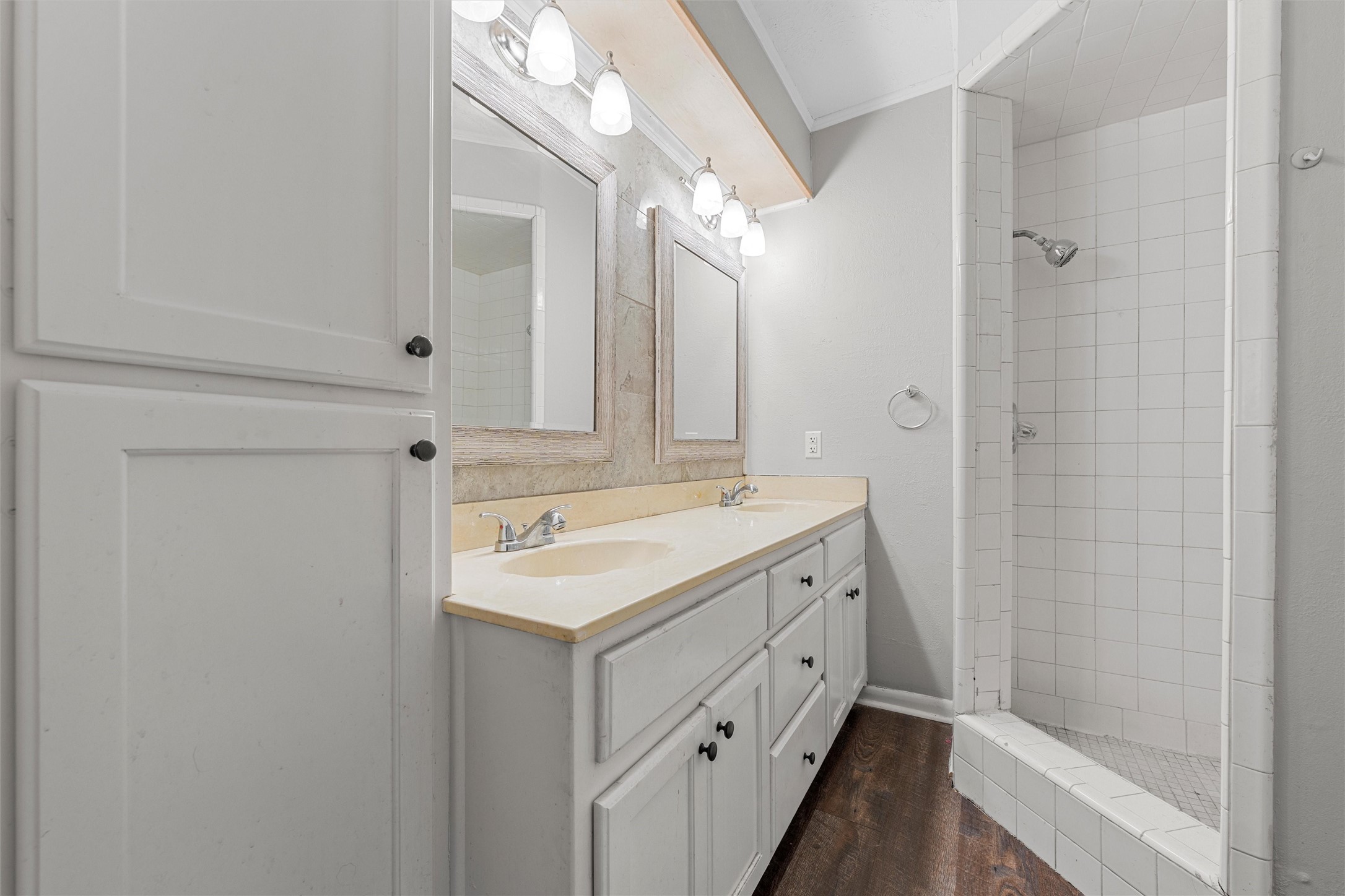 309 N Orchard Drive Rosebud TX 76570