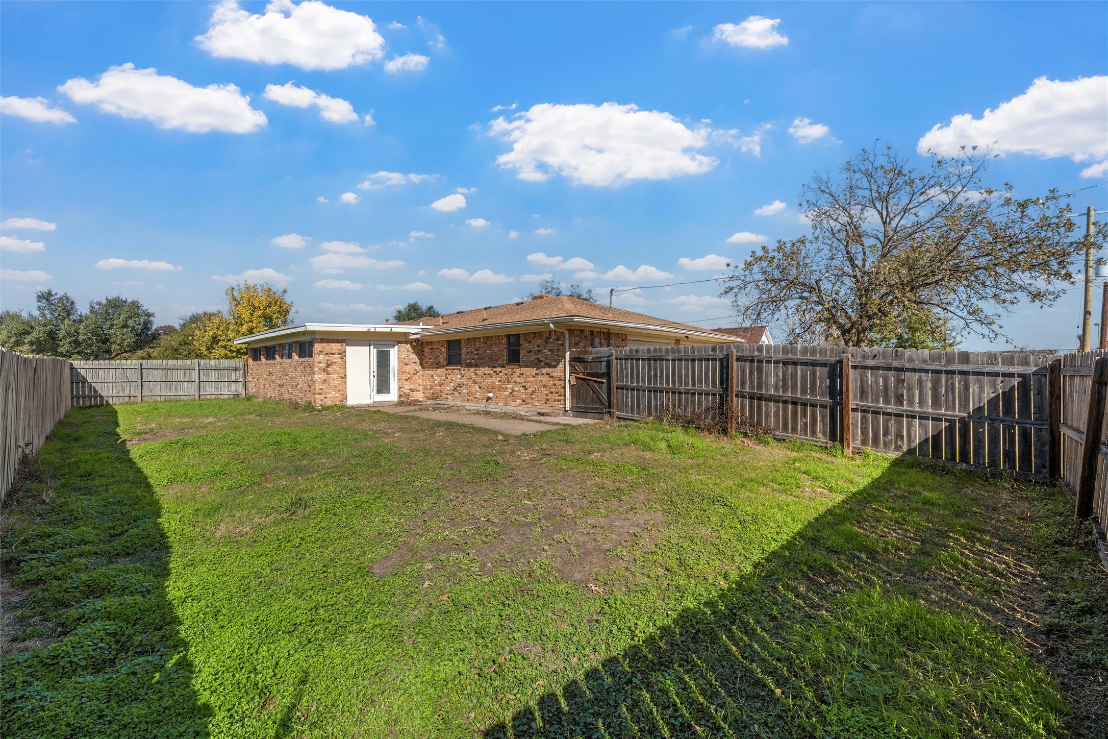 309 N Orchard Drive Rosebud TX 76570