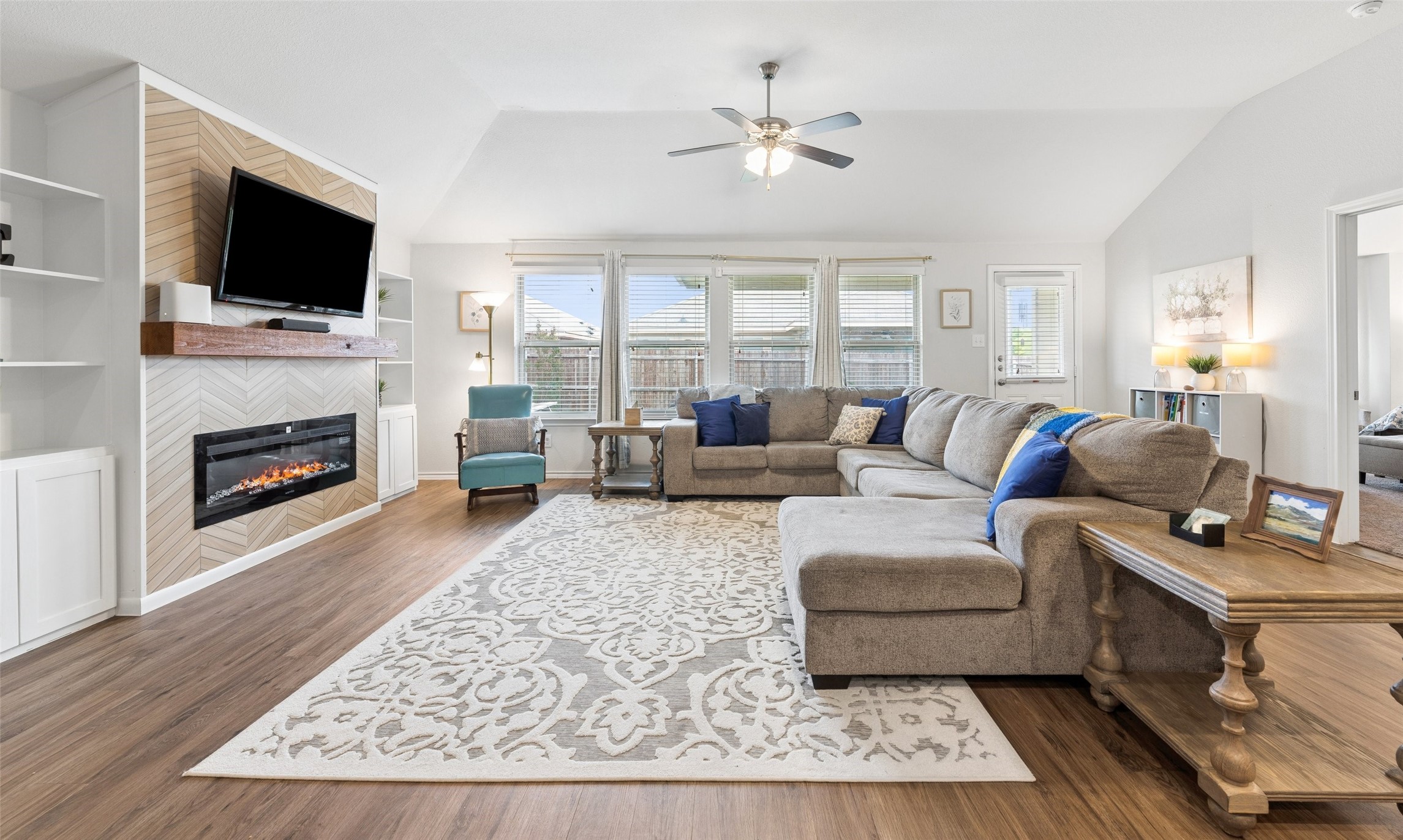 400 Sandhurst Drive Fort Worth TX 76036