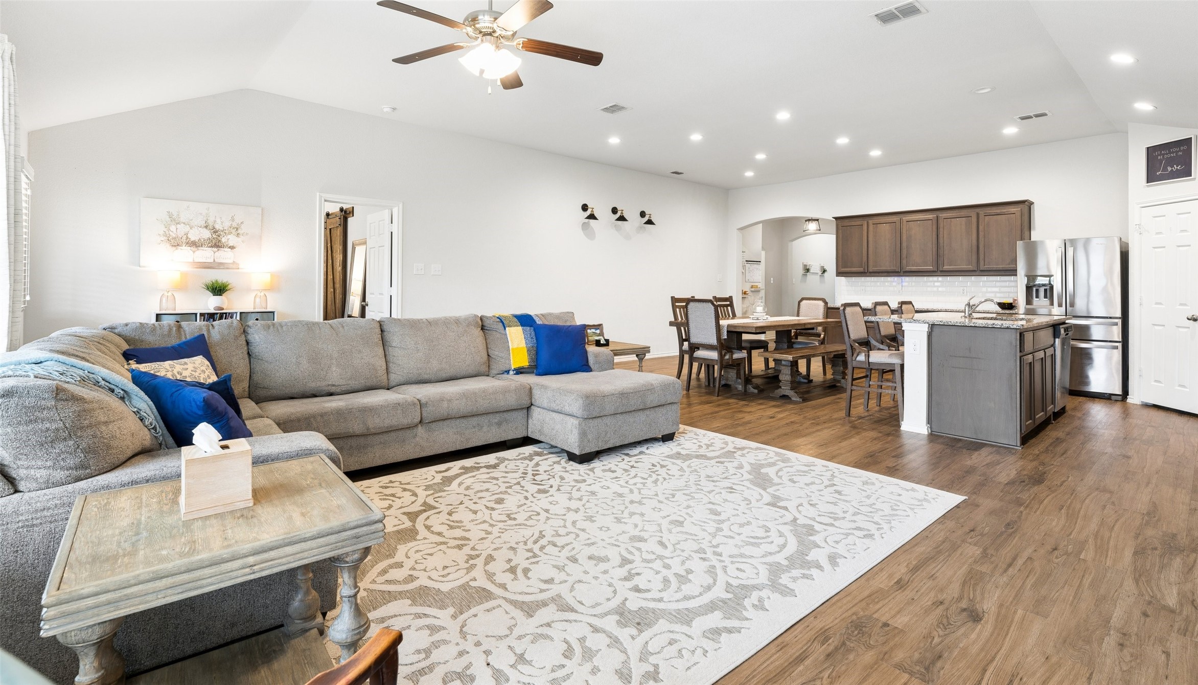 400 Sandhurst Drive Fort Worth TX 76036