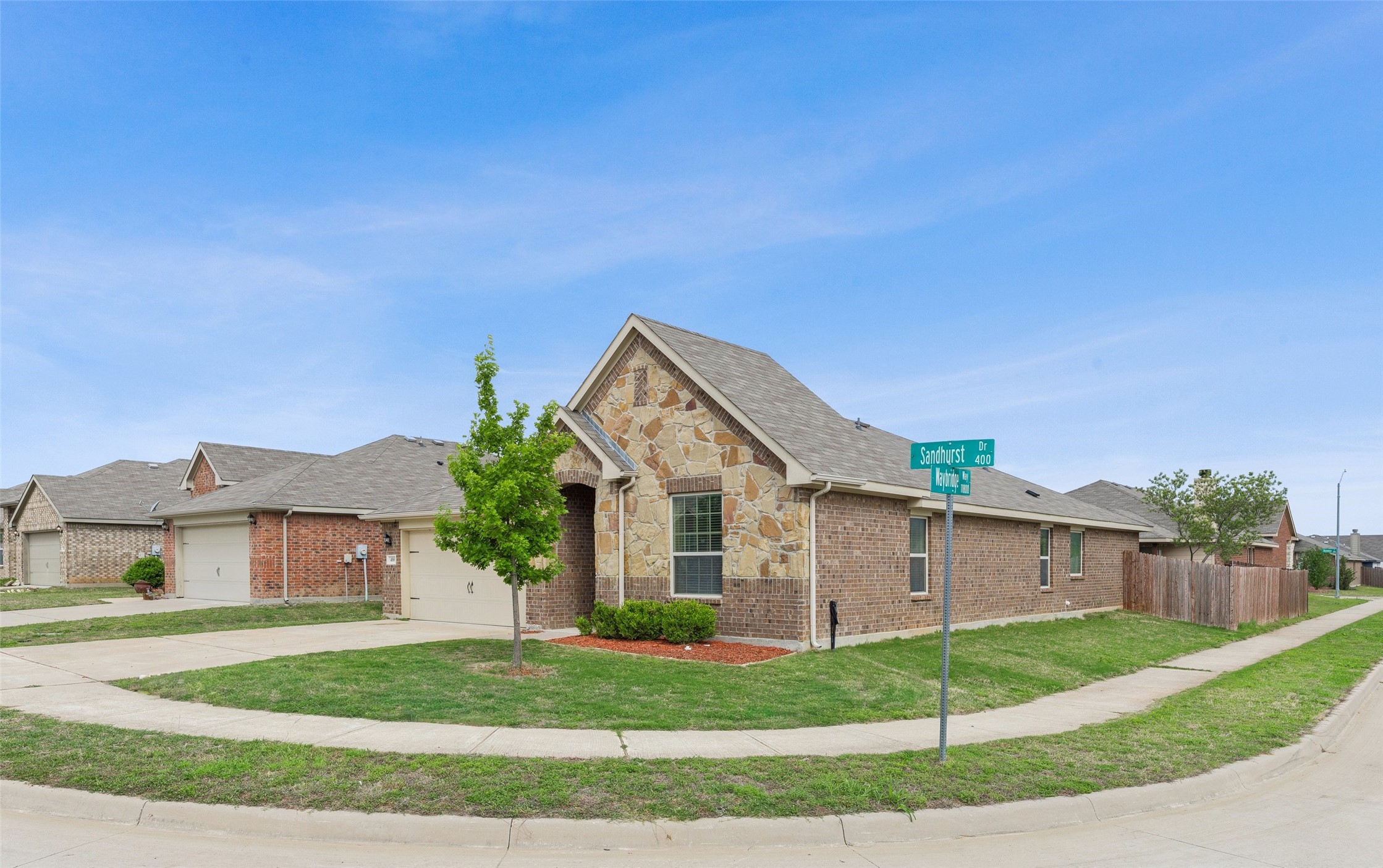 400 Sandhurst Drive Fort Worth TX 76036