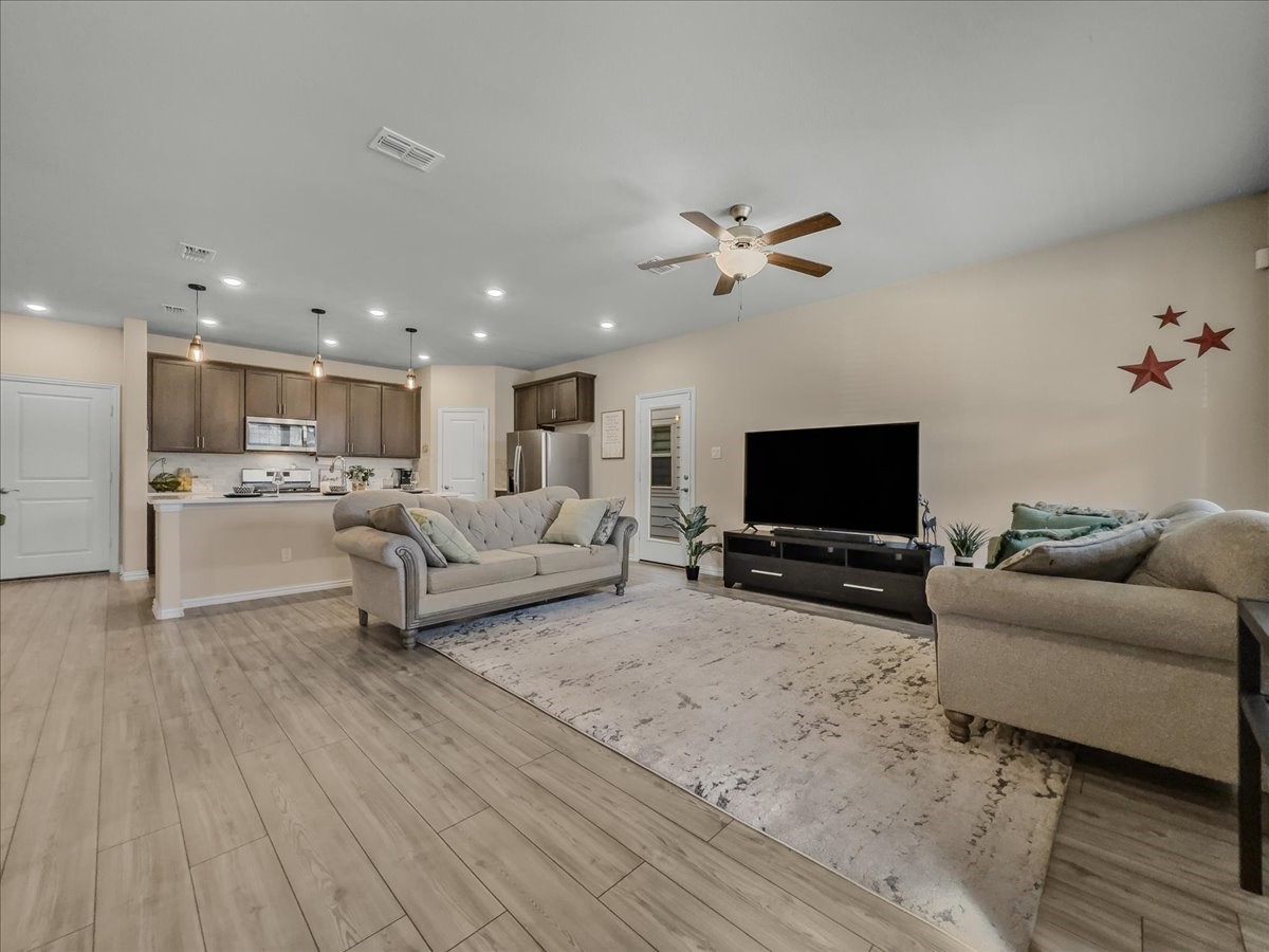 2745 Acadia Drive Corinth TX 76210