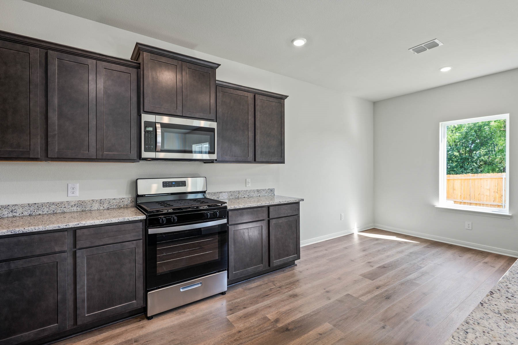 8433 Fort Benton Drive Ponder TX 76259