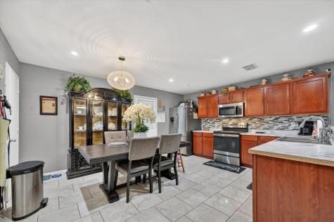 1634 Sax Leigh Drive Dallas TX 75241