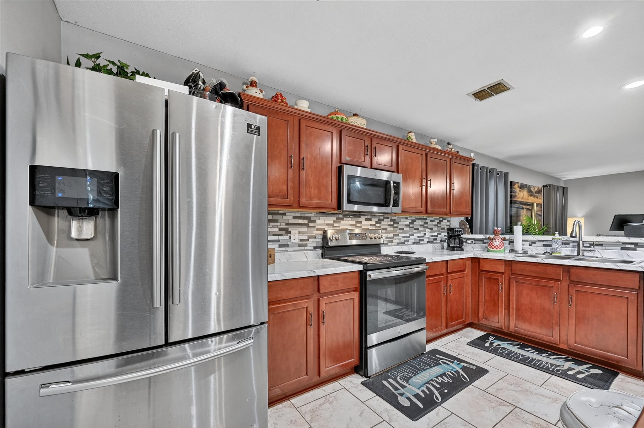 1634 Sax Leigh Drive Dallas TX 75241
