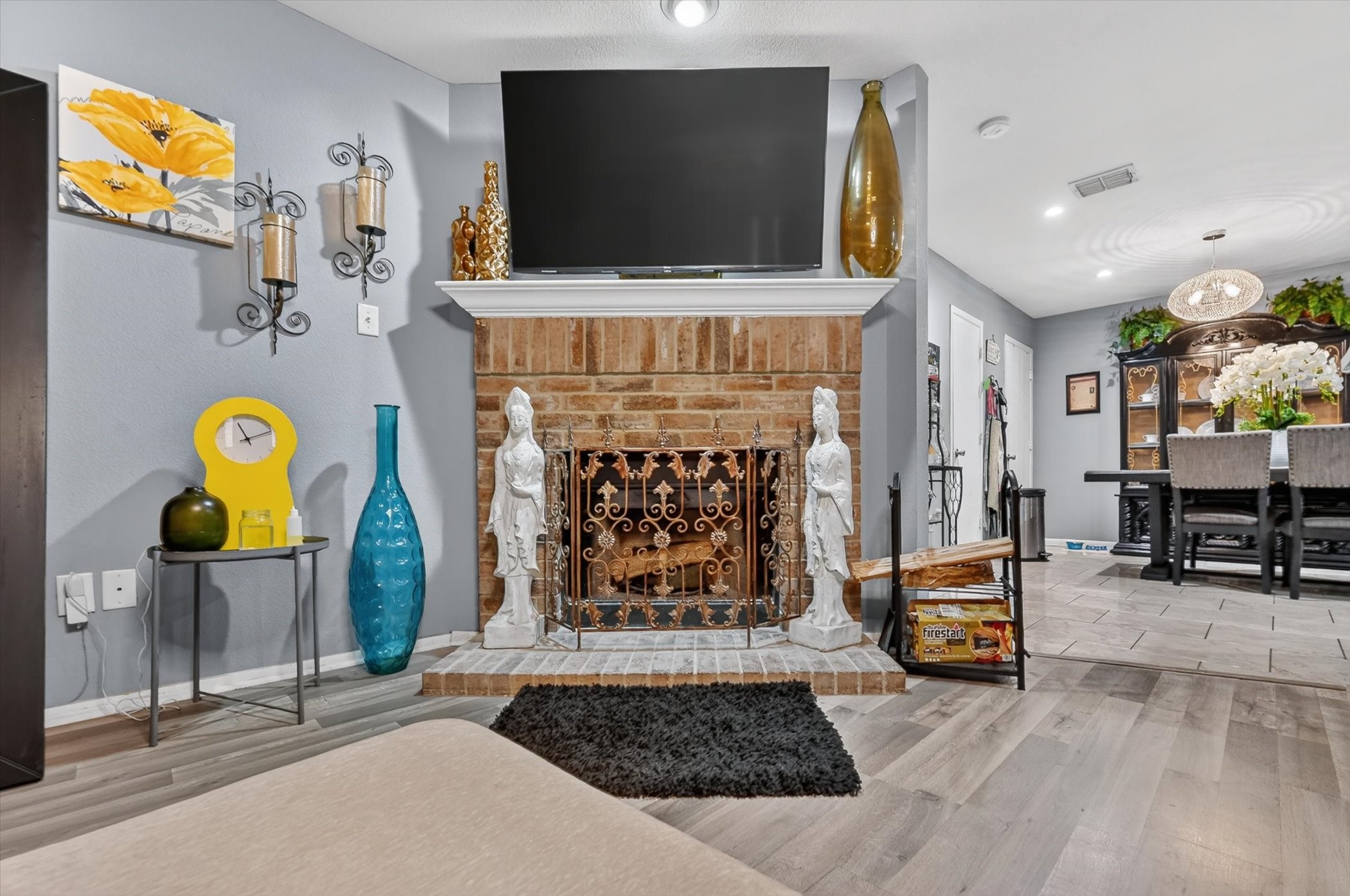 1634 Sax Leigh Drive Dallas TX 75241