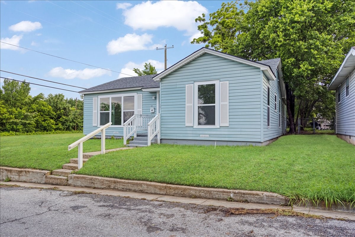 401 E Morton Street Denison TX 75021