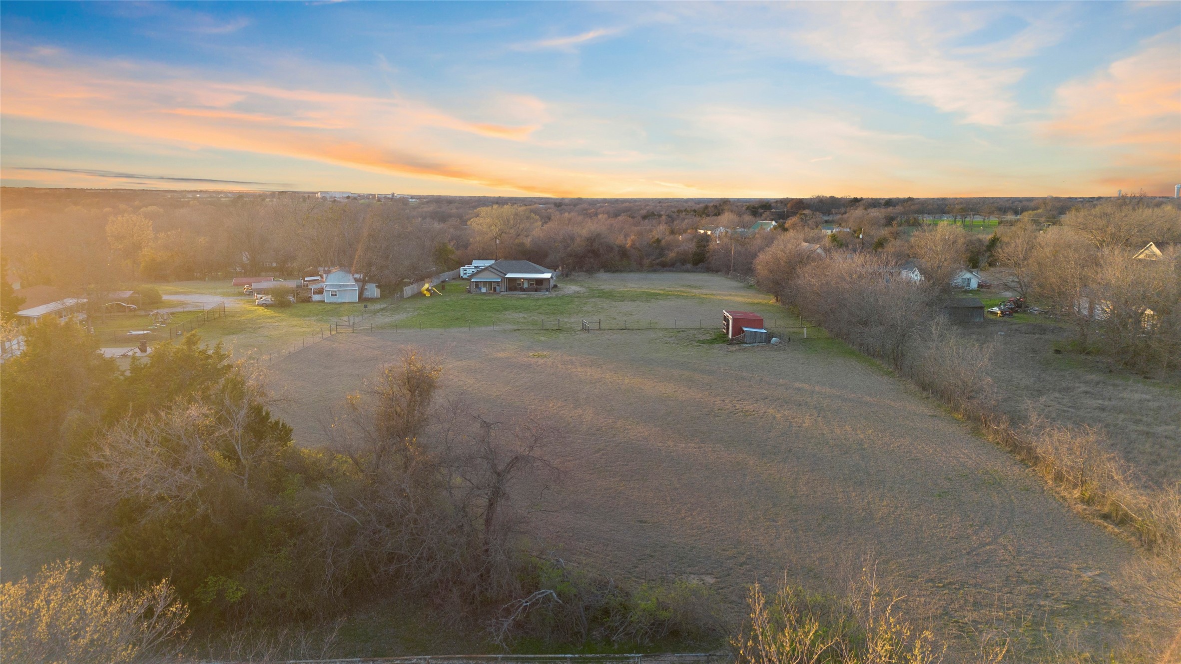 612 Shawnee Road Waxahachie TX 75165