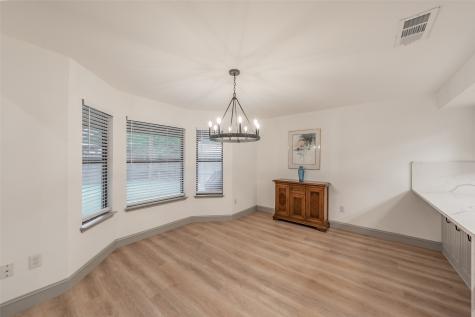 6514 Aires Drive Arlington TX 76001