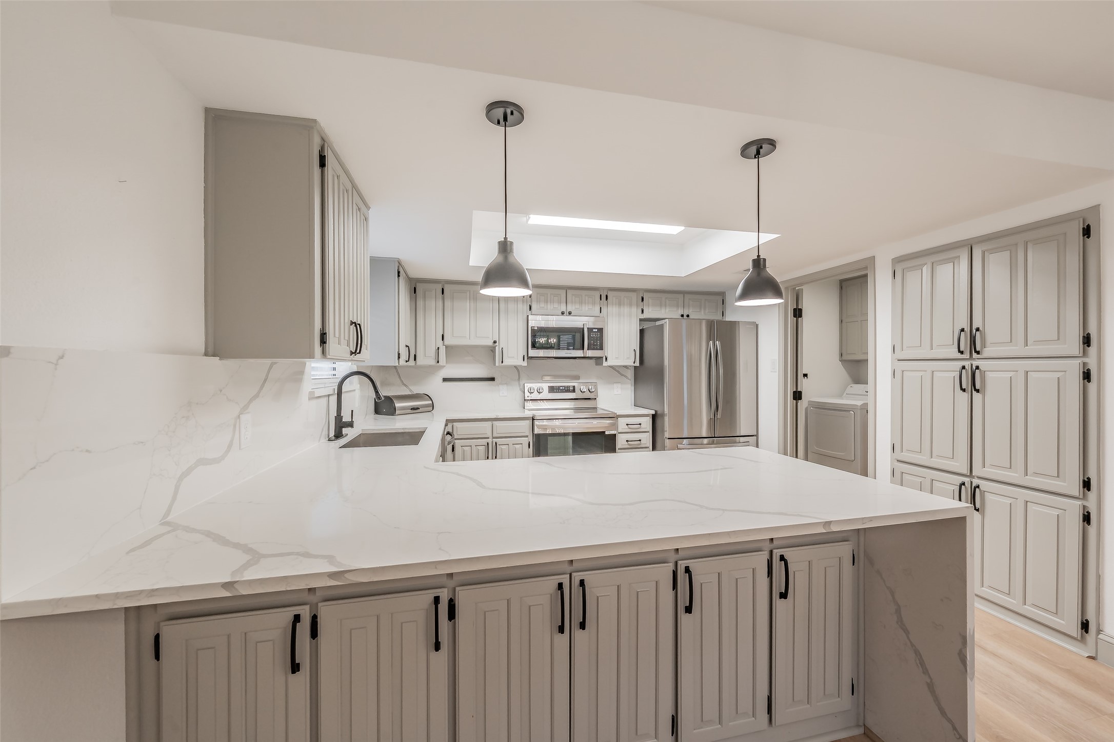 6514 Aires Drive Arlington TX 76001