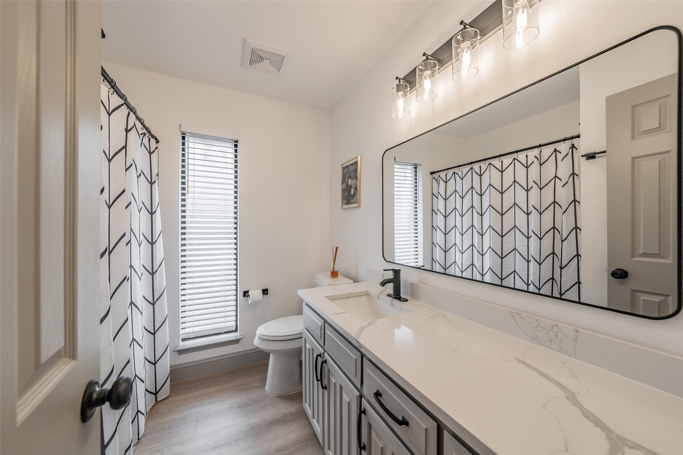 6514 Aires Drive Arlington TX 76001