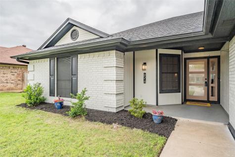 6514 Aires Drive Arlington TX 76001