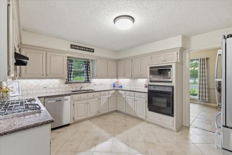 2310 Vanderbilt Court Rowlett TX 75088