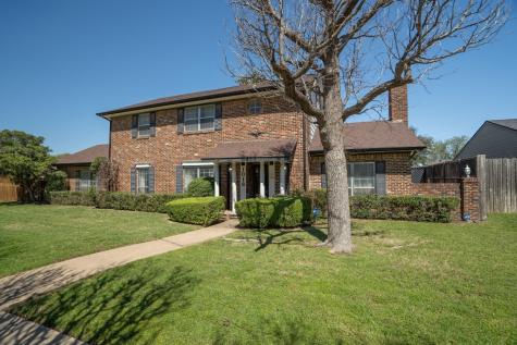 1018 Hampshire Lane Carrollton TX 75007
