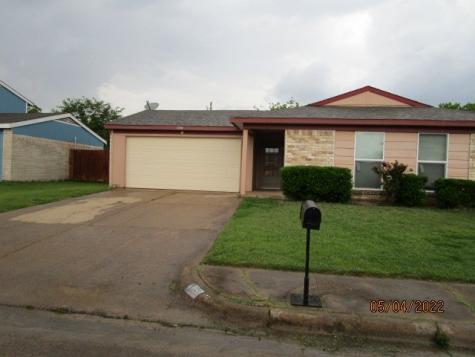 1310 Cielo Vista Drive Grand Prairie TX 75052