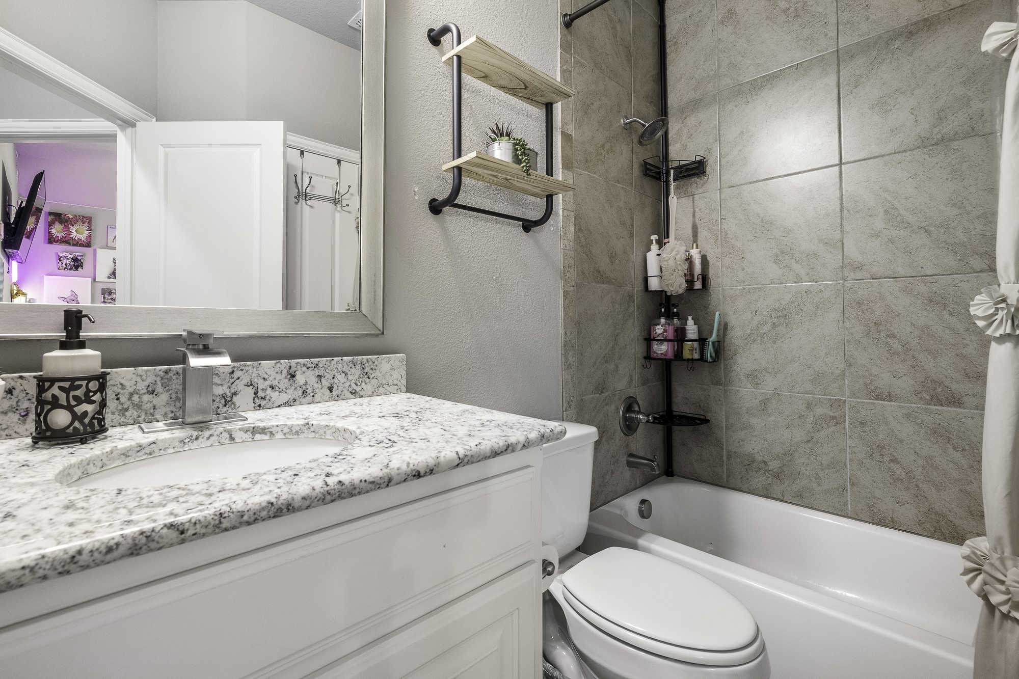1028 Crest Meadow Drive Fort Worth TX 76052