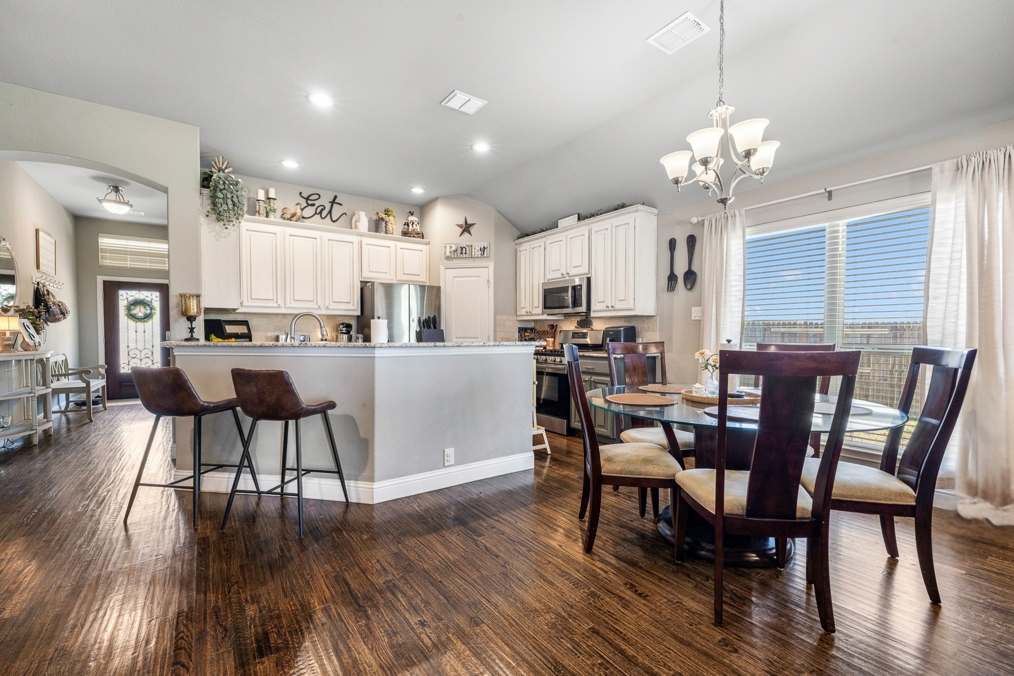1028 Crest Meadow Drive Fort Worth TX 76052