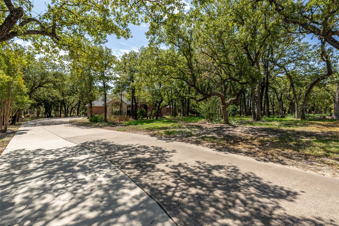 523 Post Oak Drive Newark TX 76071