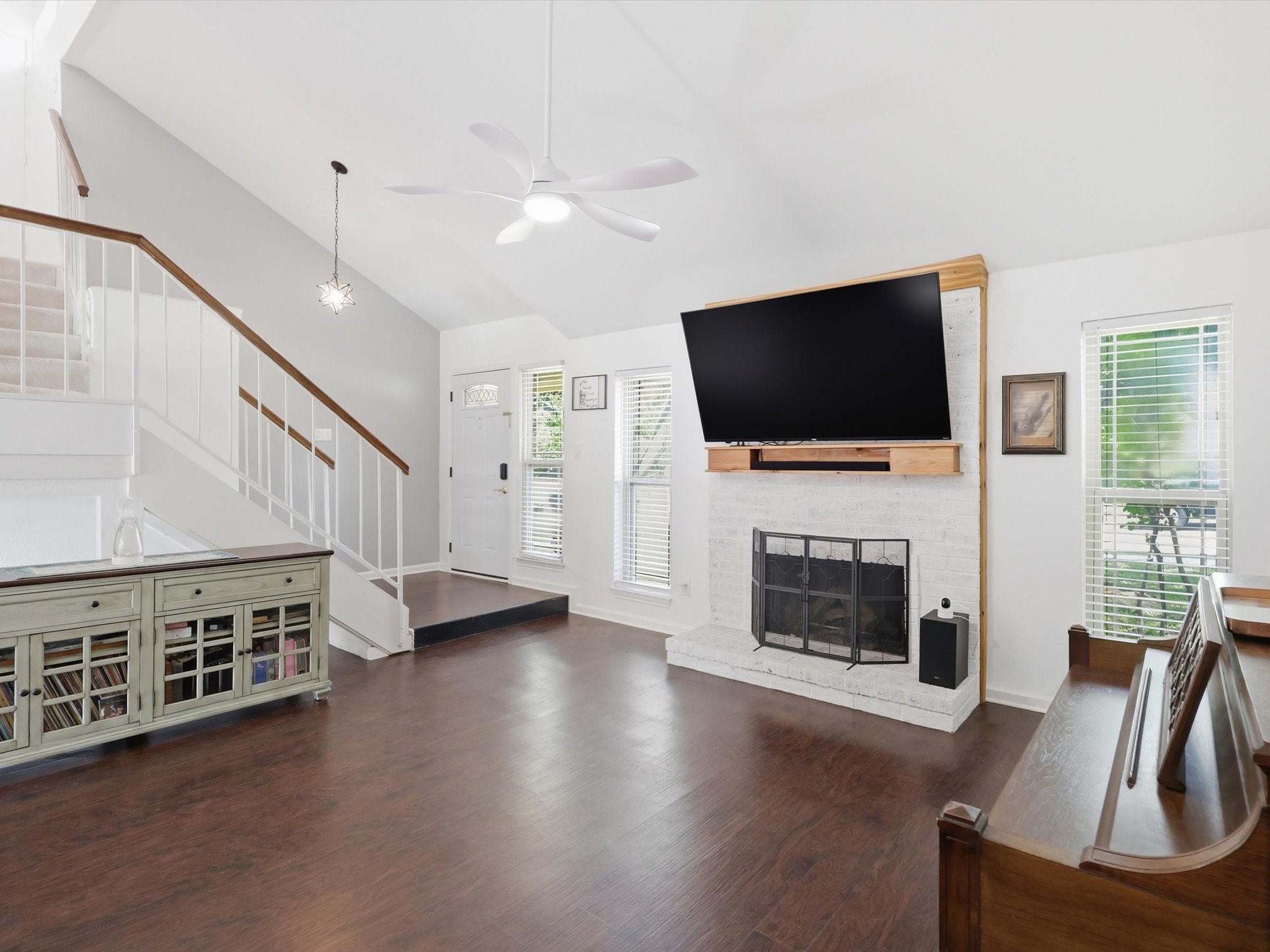 1920 Avignon Court Carrollton TX 75007