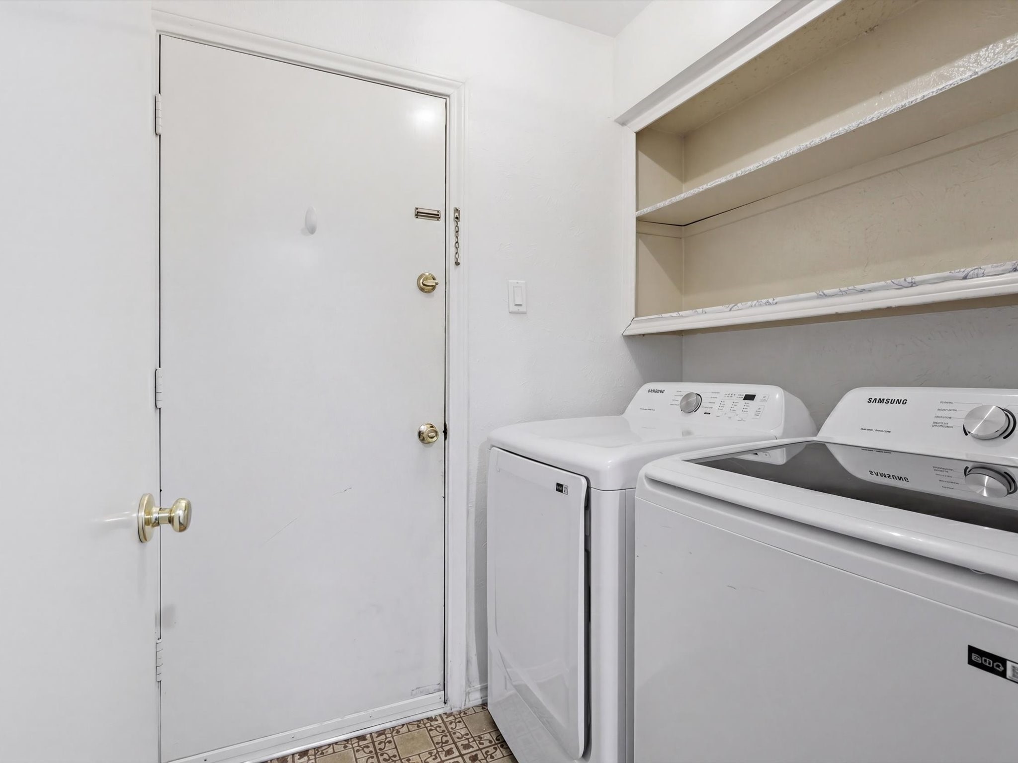 1920 Avignon Court Carrollton TX 75007