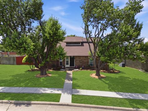 1920 Avignon Court Carrollton TX 75007