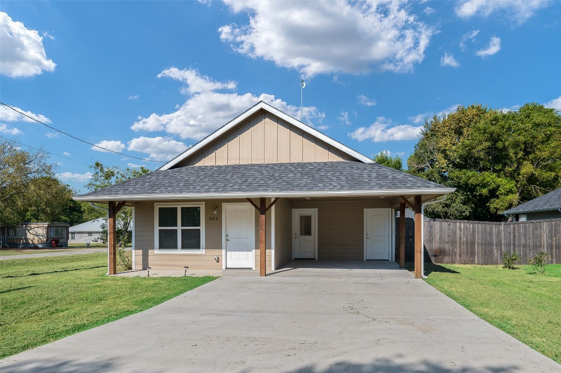 305 S Cedar Street Leonard TX 75452