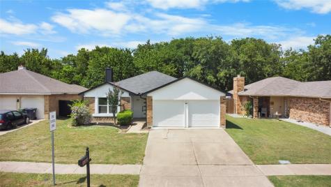 411 Valley Spring Drive Arlington TX 76018