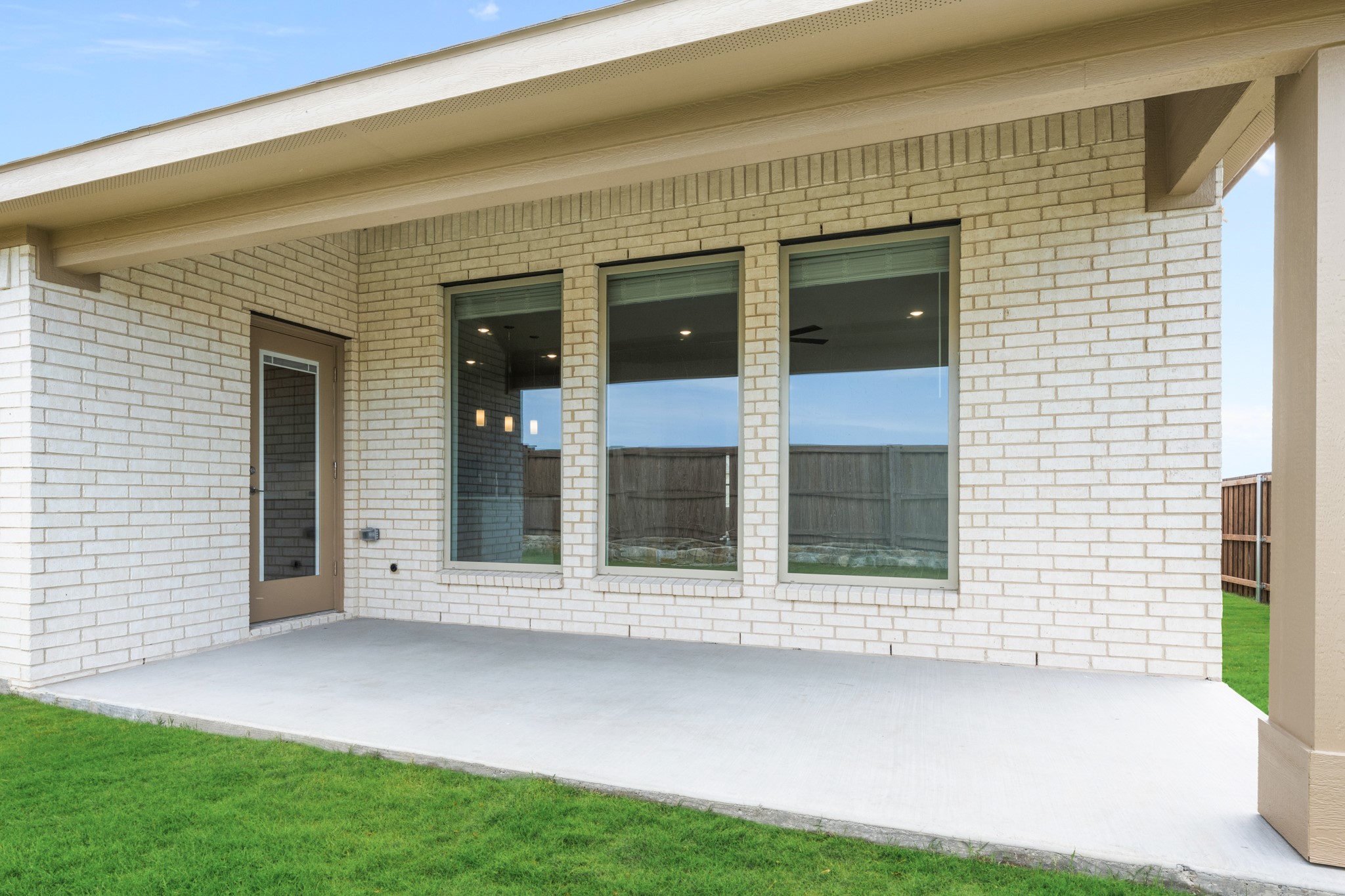2206 Redding Drive Mansfield TX 76084