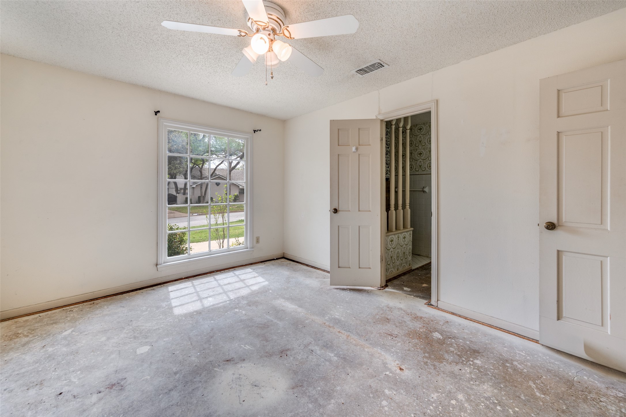 5001 Boulder Lake Road Fort Worth TX 76103