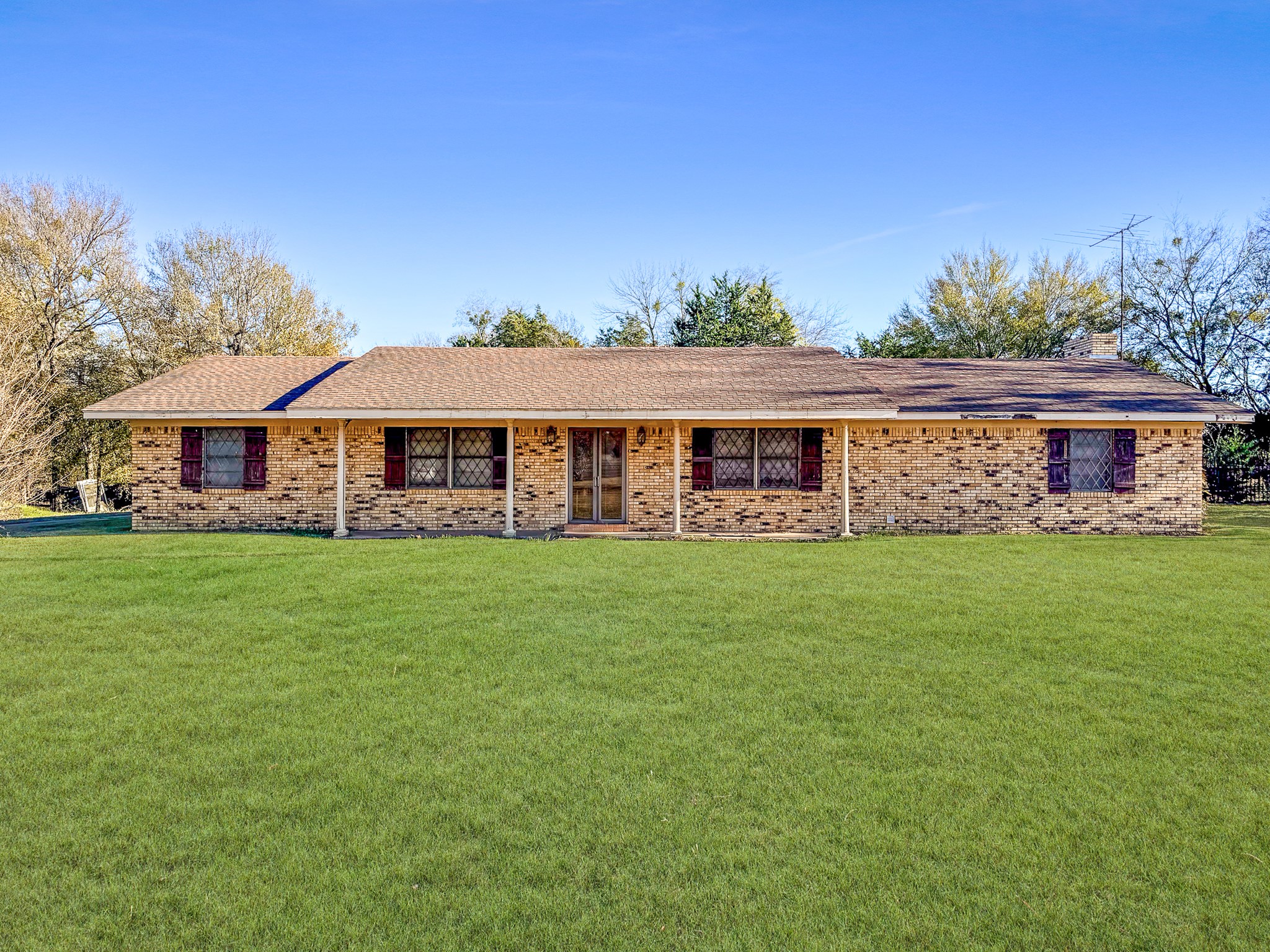 15410 E State Highway 31 Kerens TX 75144