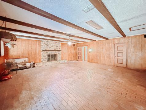15410 E State Highway 31 Kerens TX 75144
