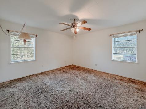 15410 E State Highway 31 Kerens TX 75144