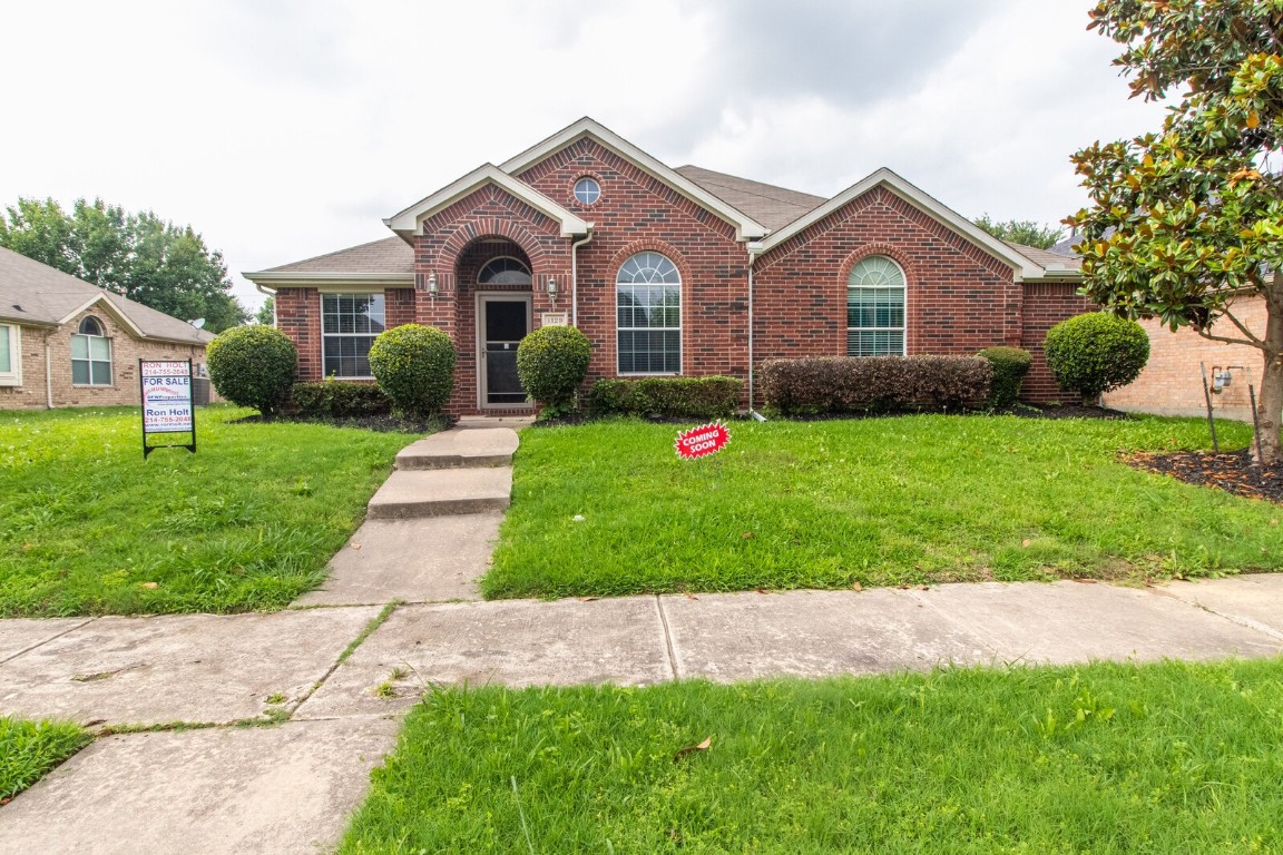 1129 Miramar Avenue Desoto TX 75115
