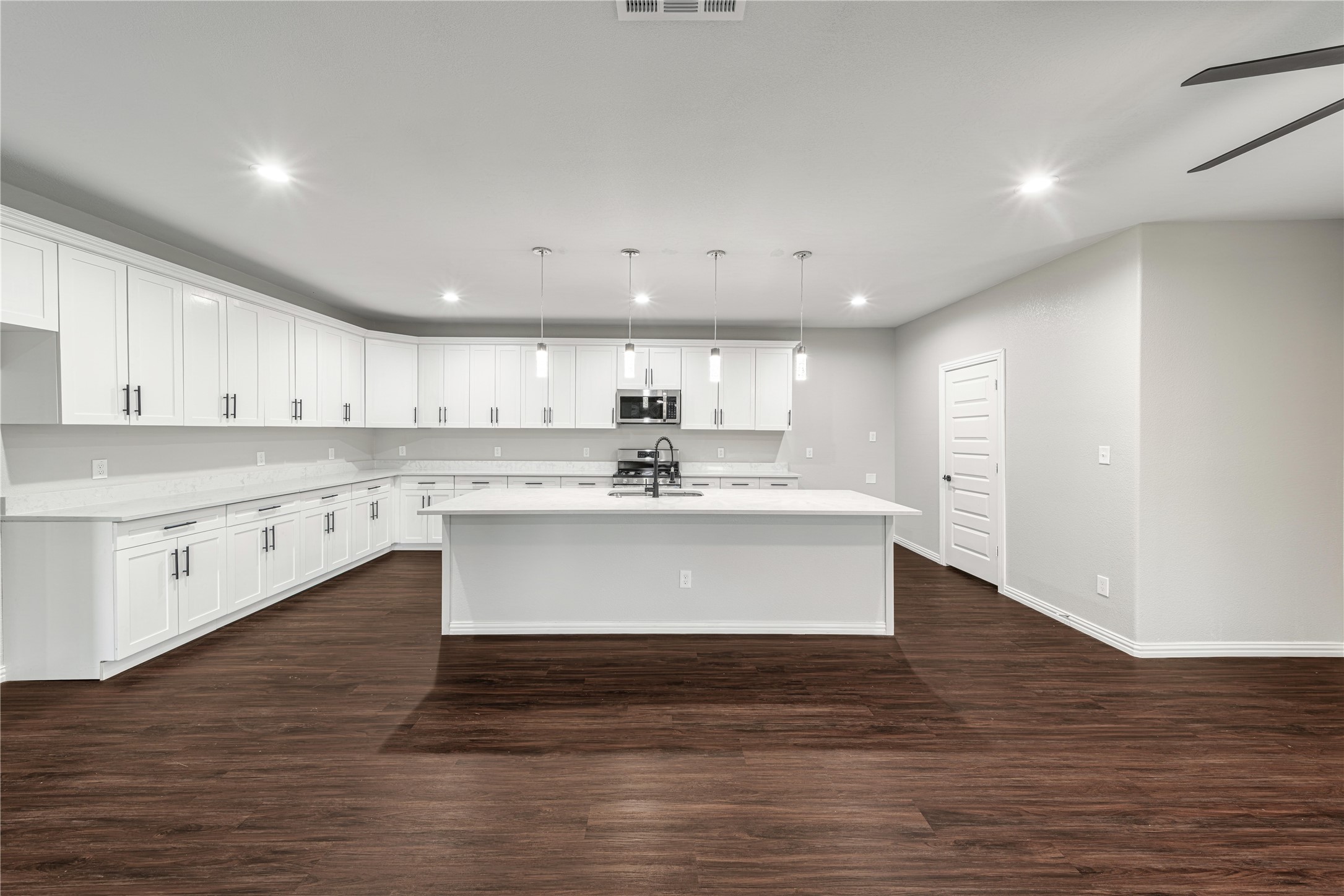 3134 Alaska Avenue Dallas TX 75216