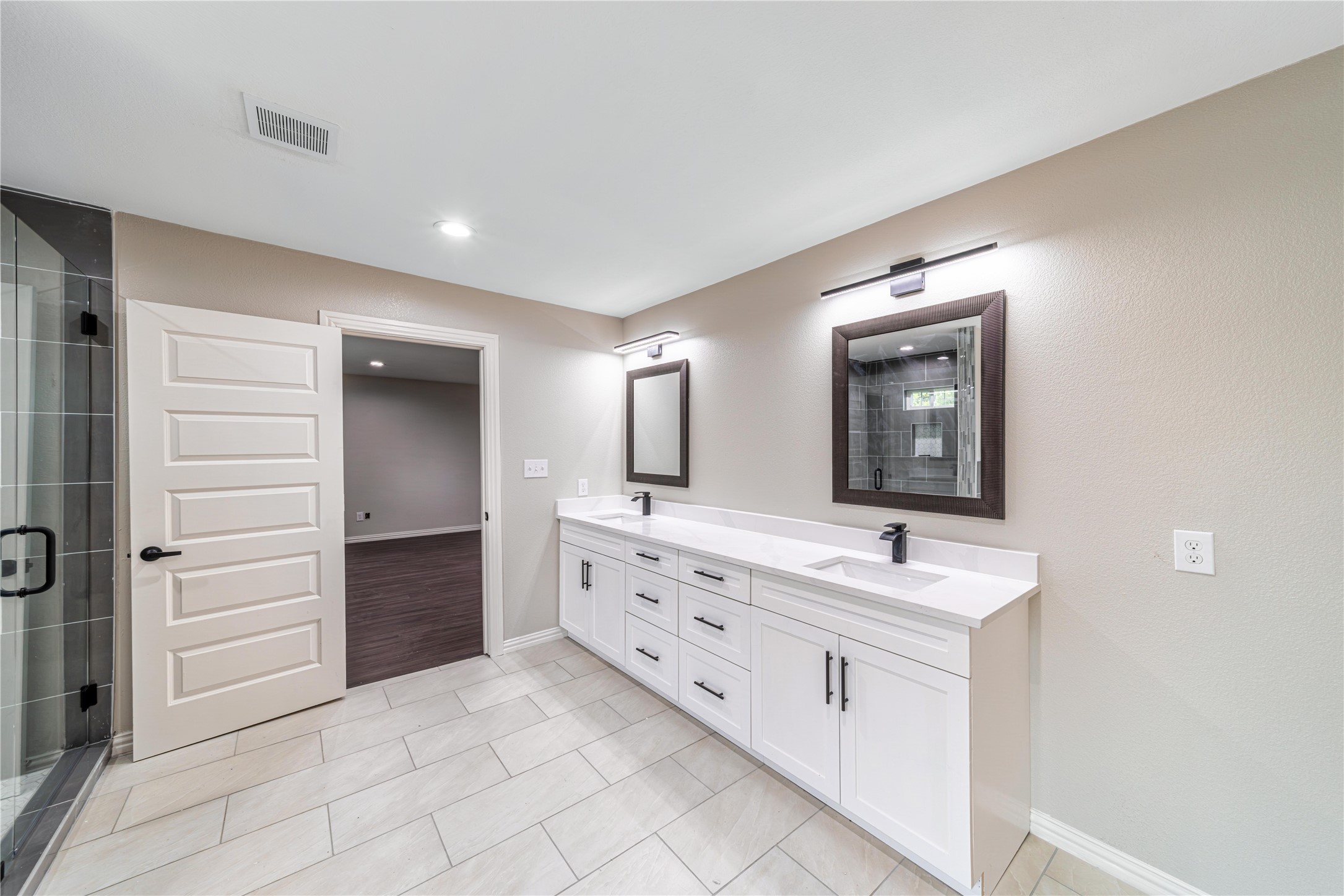 3134 Alaska Avenue Dallas TX 75216