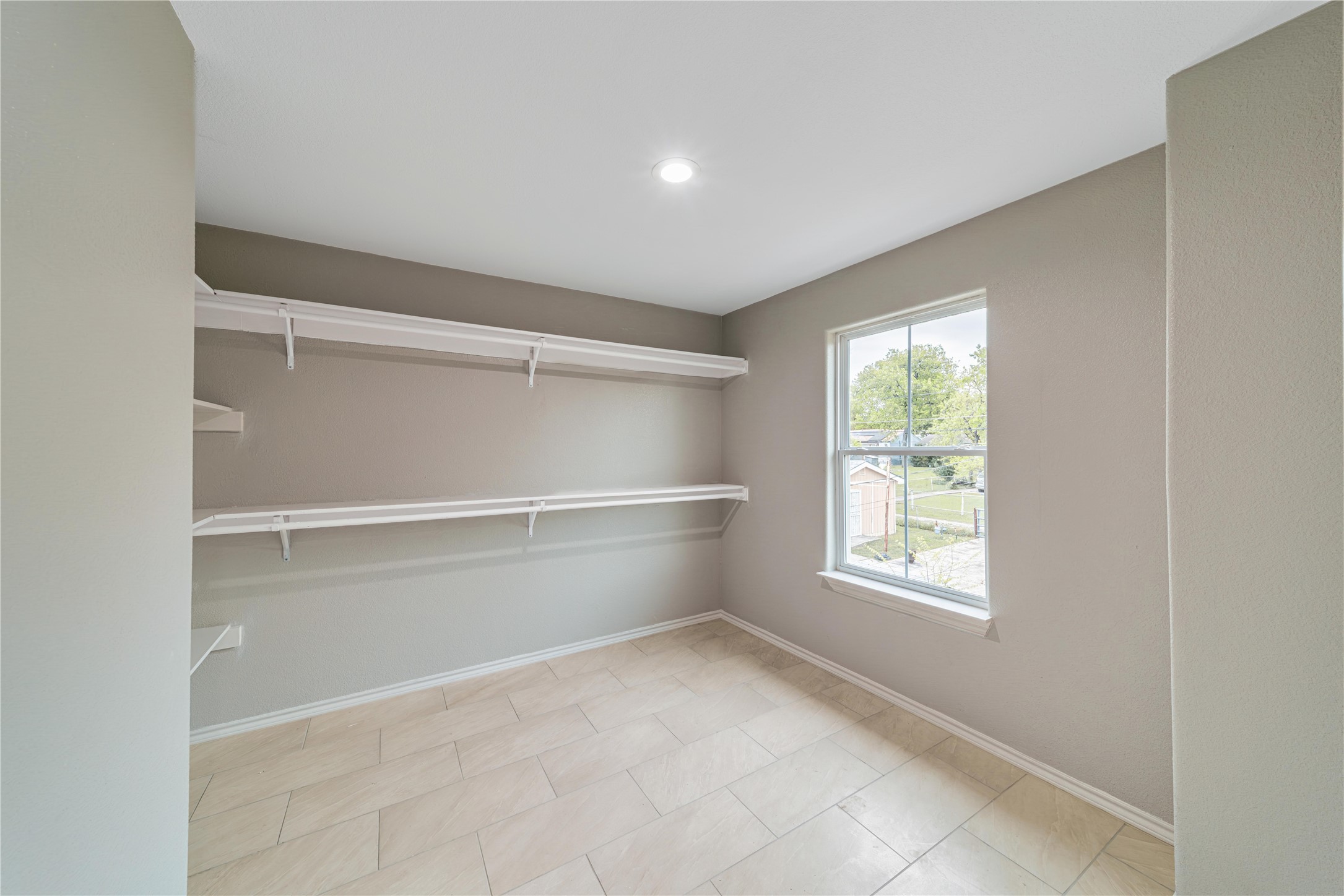 3134 Alaska Avenue Dallas TX 75216