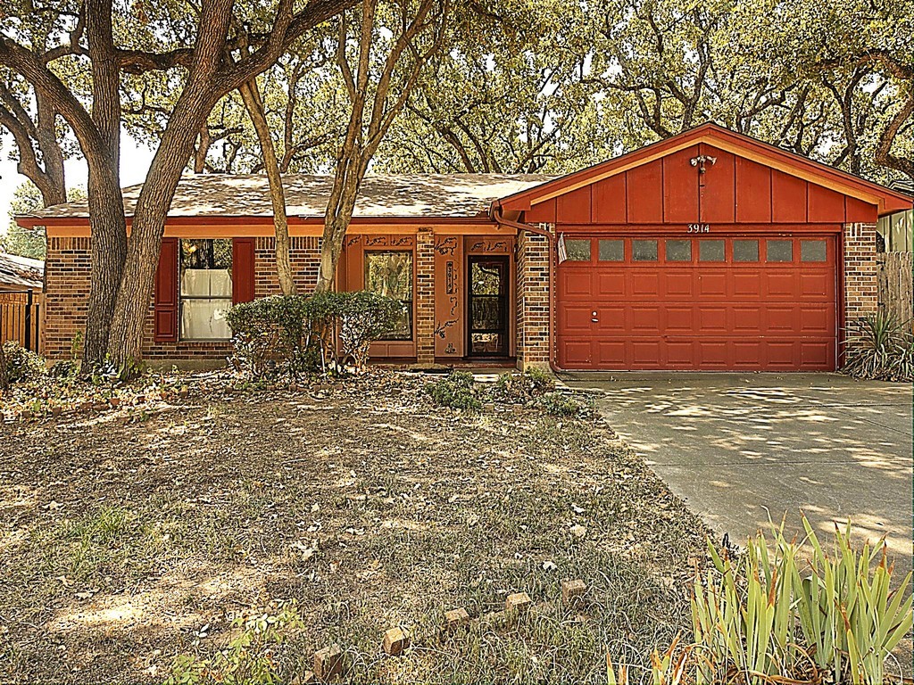 3914 Woodruff Court Arlington TX 76017