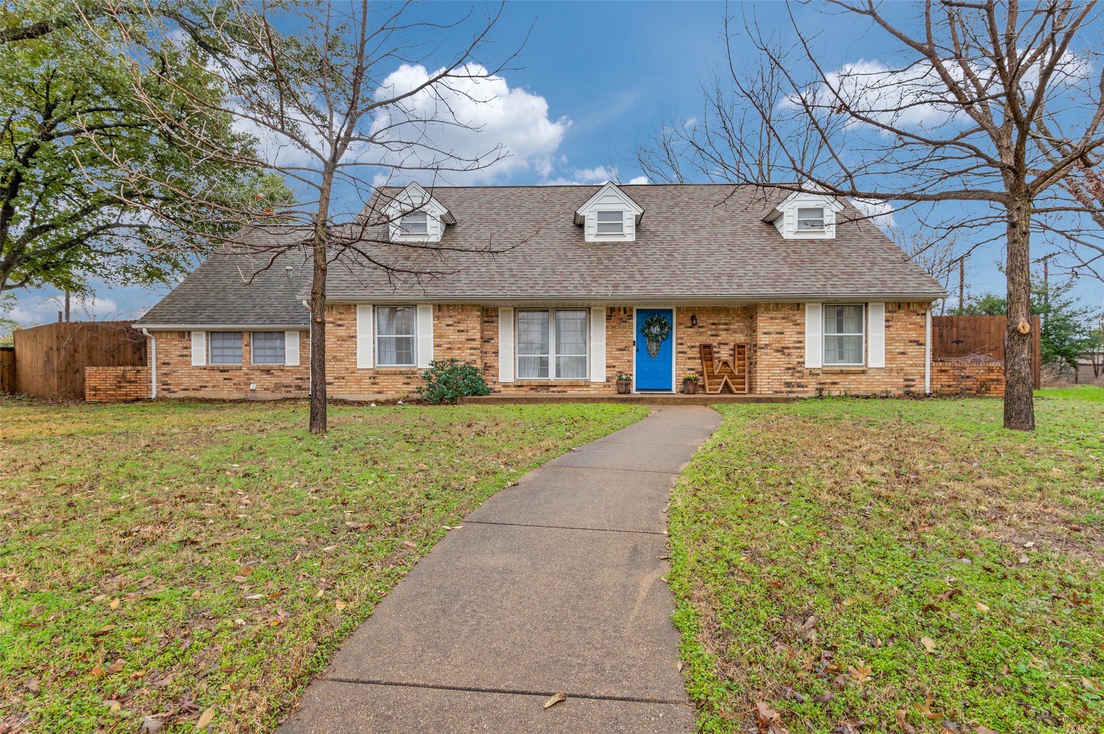 2009 Cypress Court Grand Prairie TX 75050