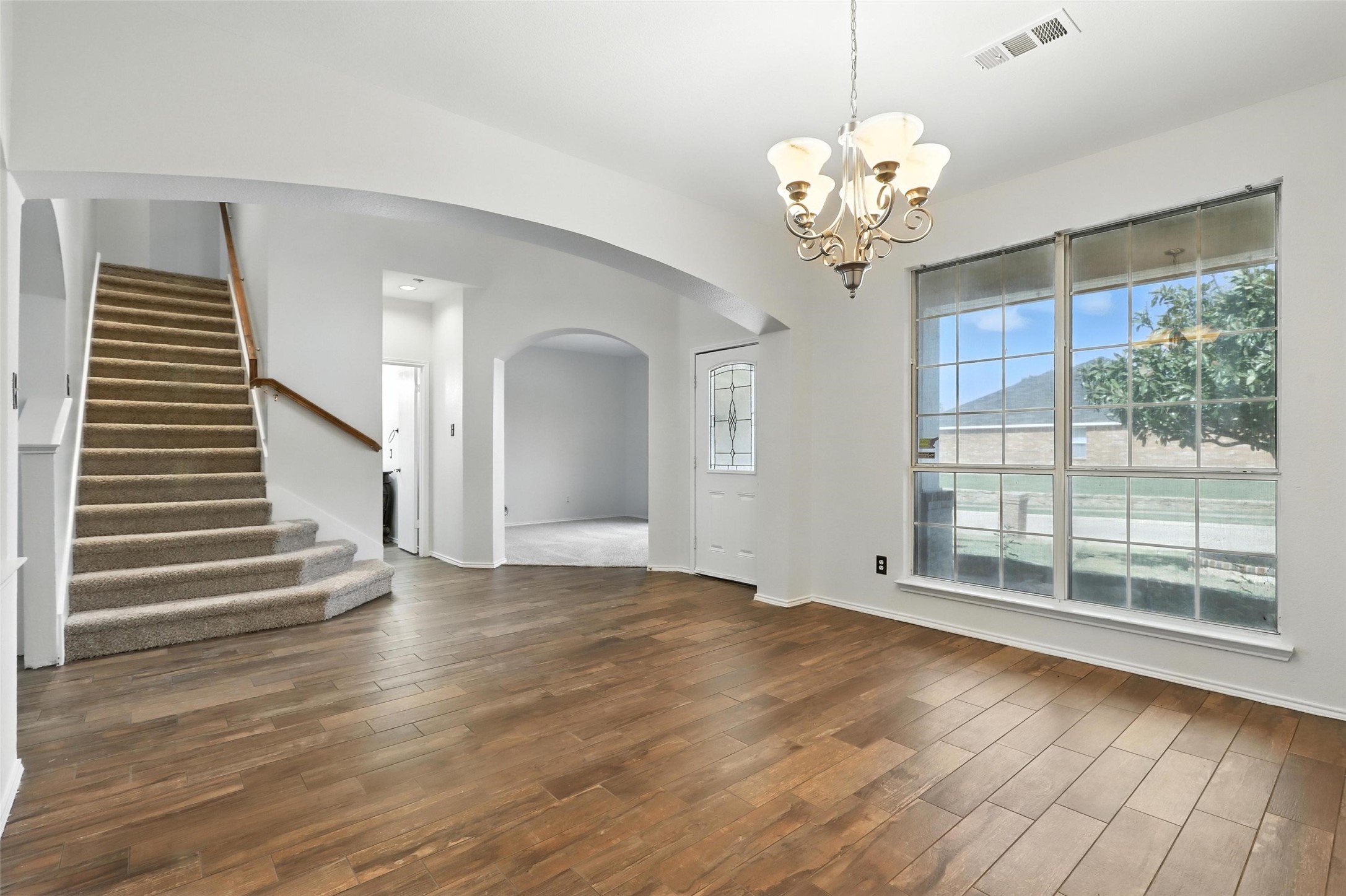 1028 Cutting Horse Drive Mansfield TX 76063