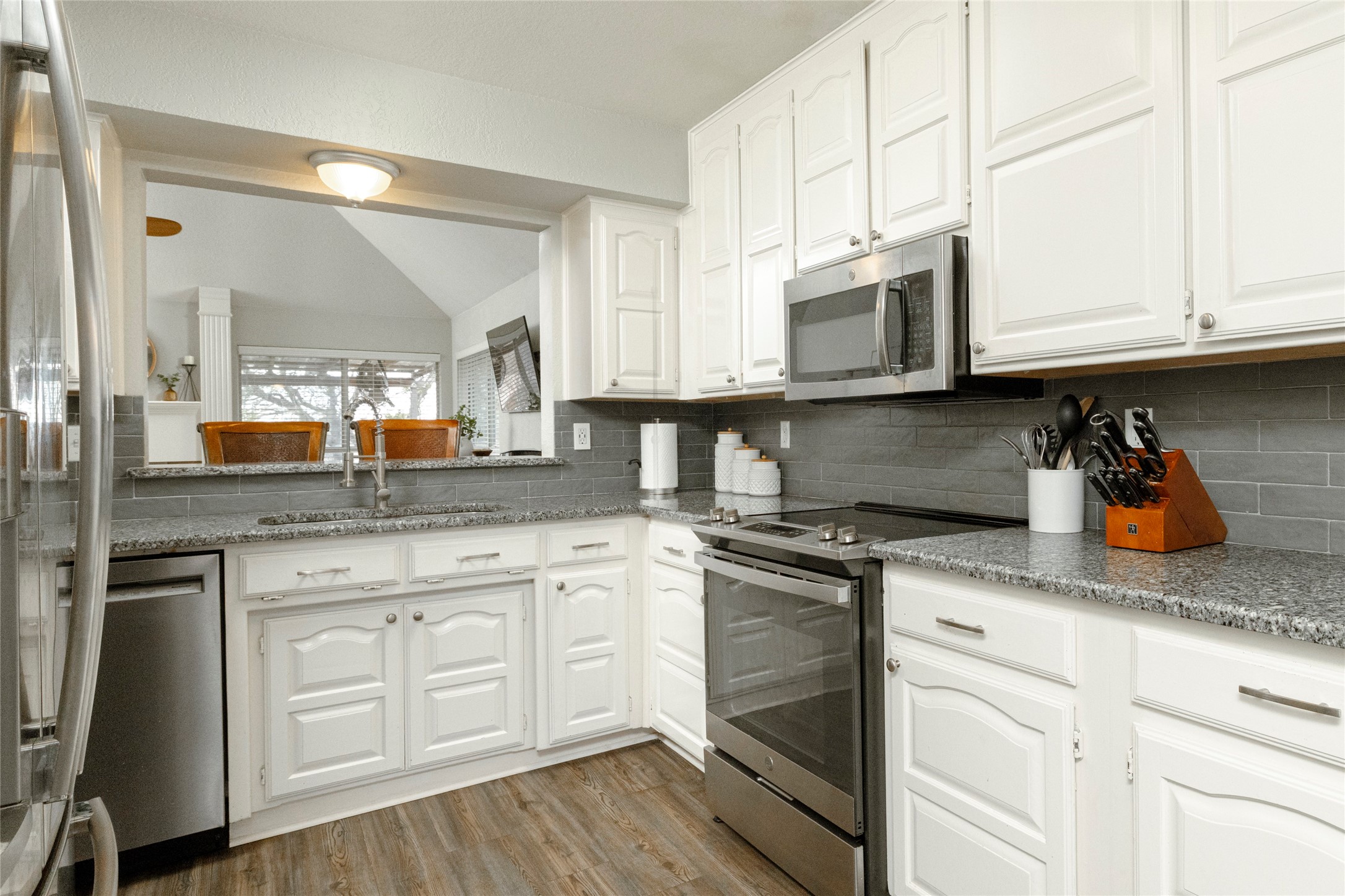 416 Hillside Drive Aledo TX 76008
