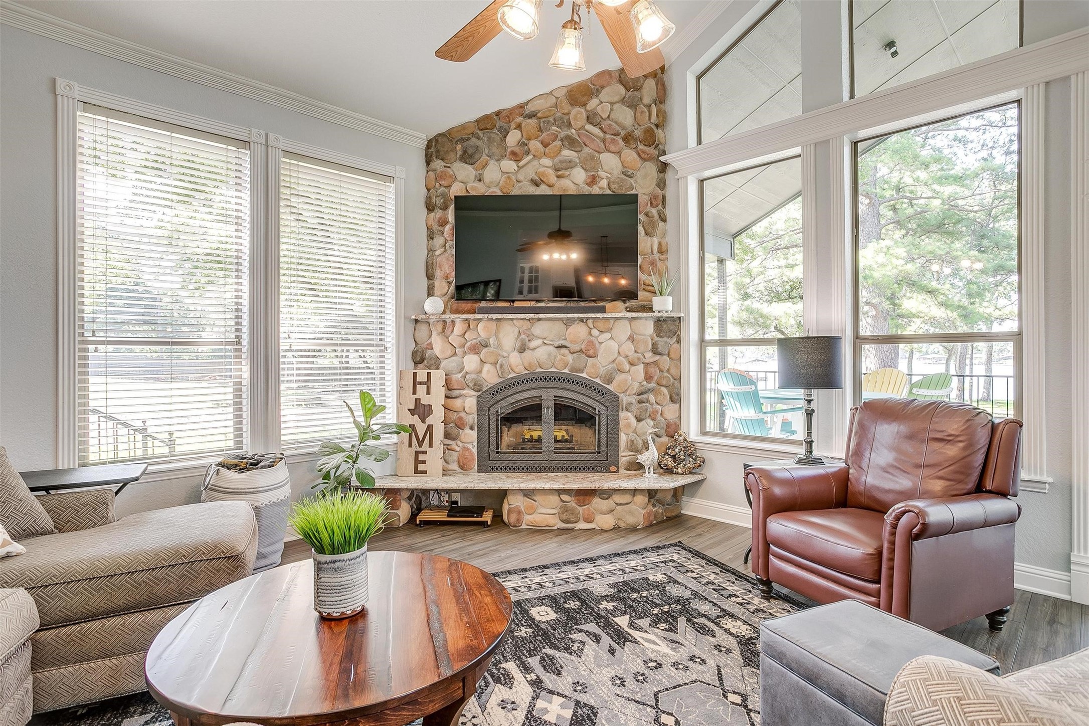 1398 Park Street Azle TX 76020