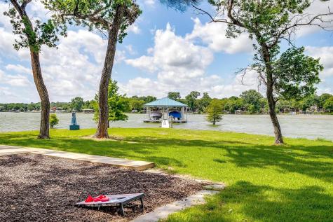 1398 Park Street Azle TX 76020