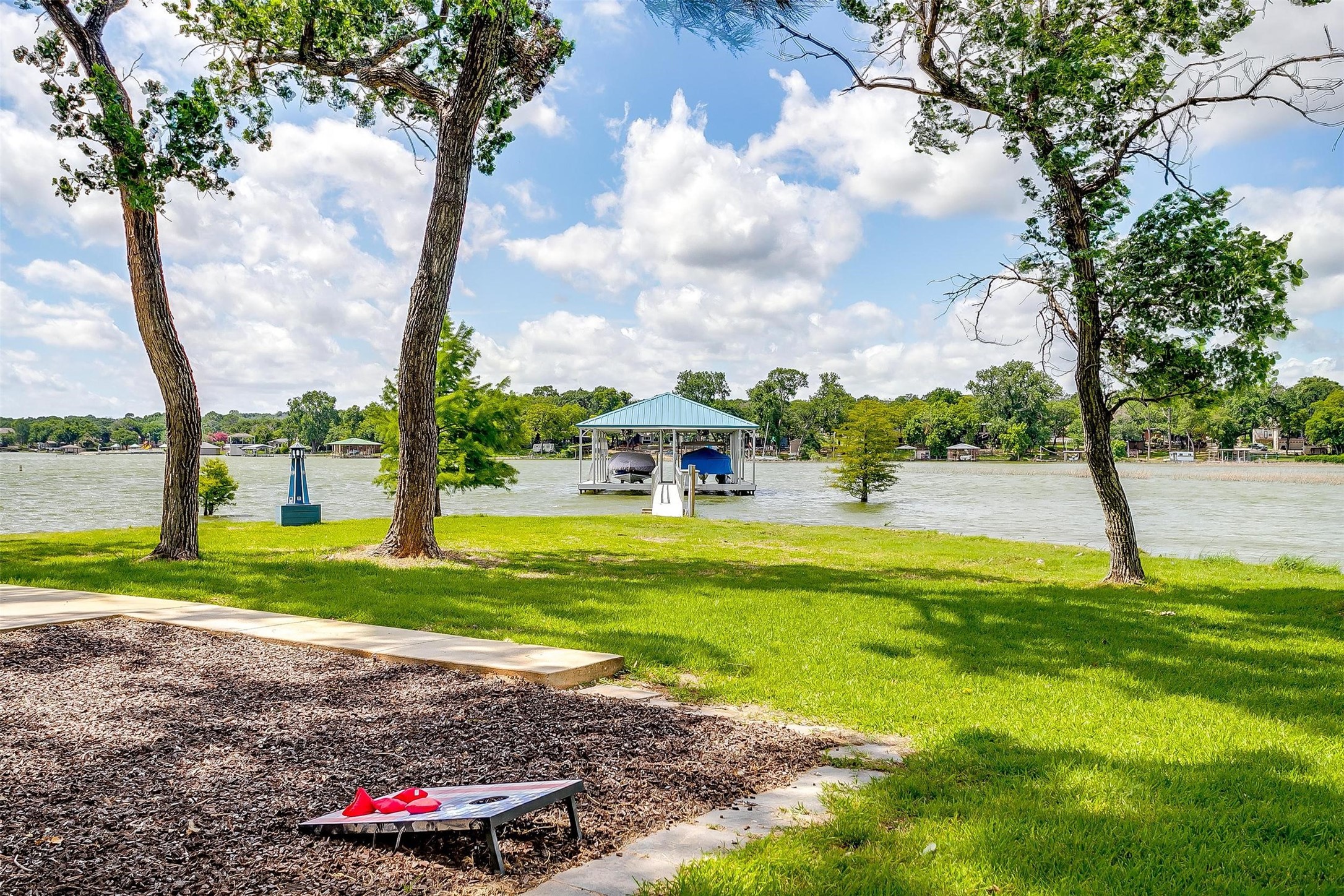 1398 Park Street Azle TX 76020
