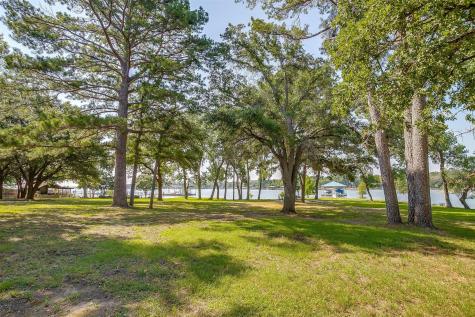 1398 Park Street Azle TX 76020