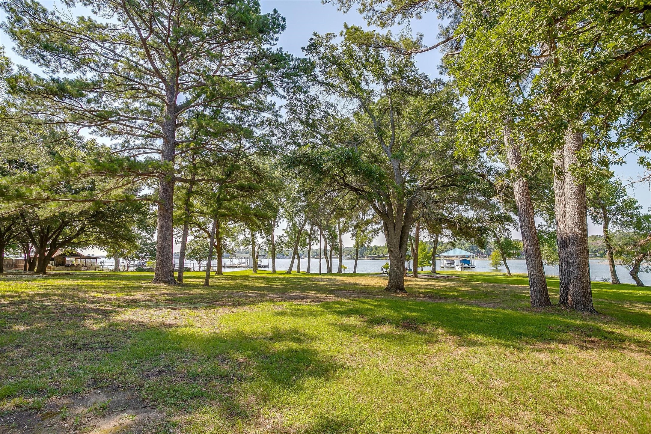 1398 Park Street Azle TX 76020