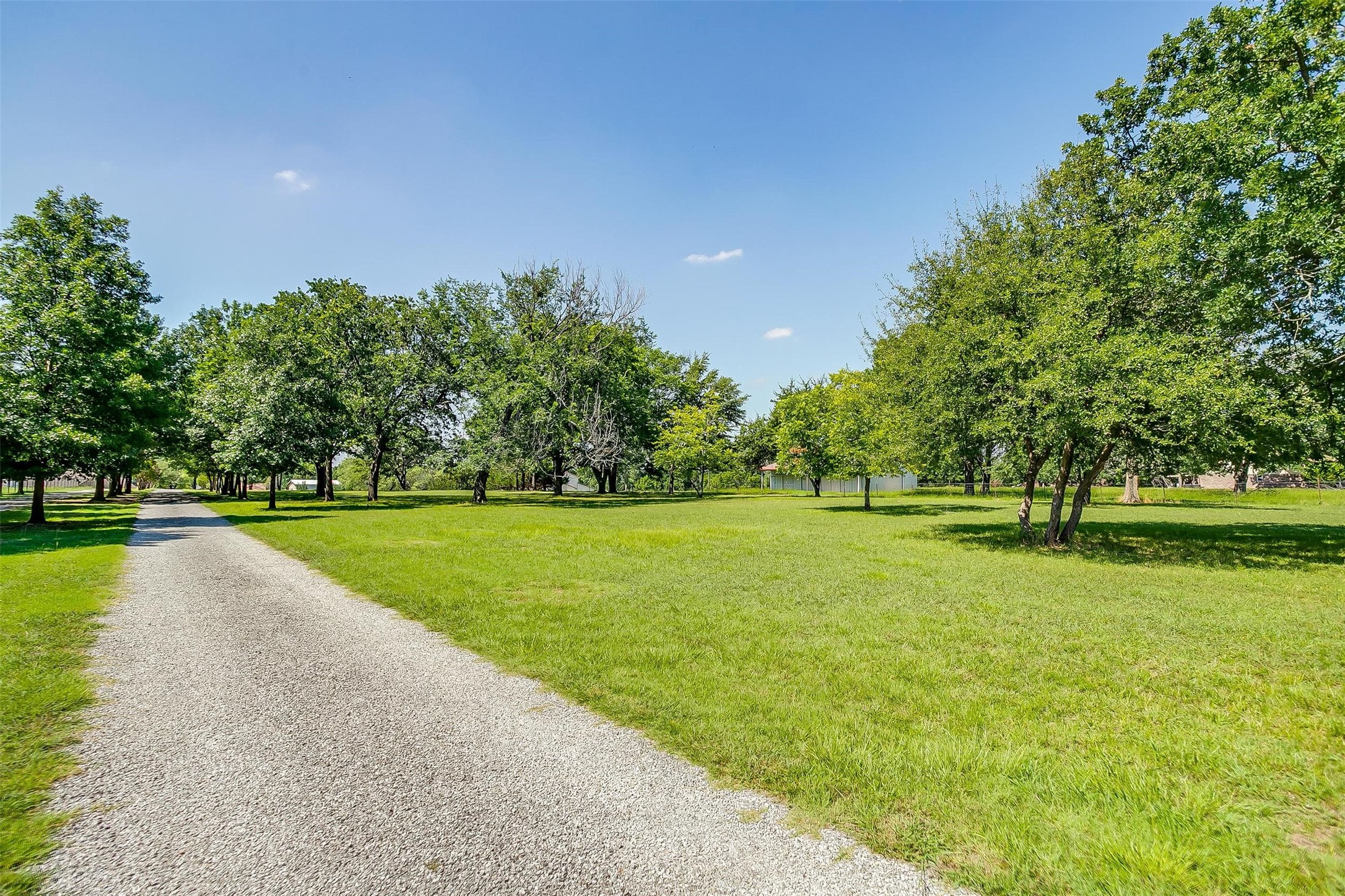 1398 Park Street Azle TX 76020