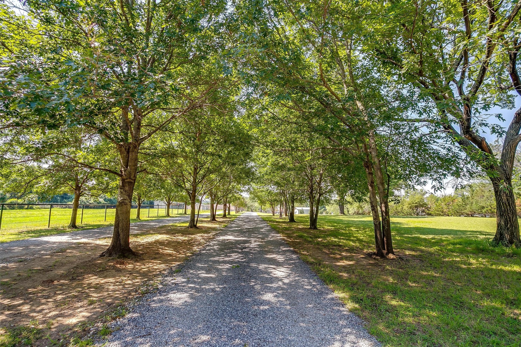 1398 Park Street Azle TX 76020