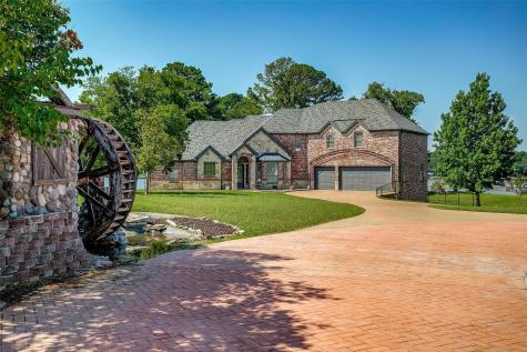 1398 Park Street Azle TX 76020