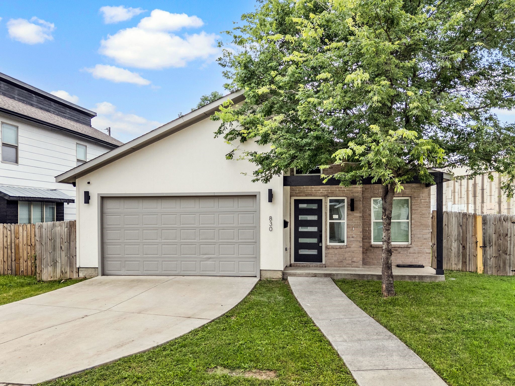830 E Powell Avenue Fort Worth TX 76104